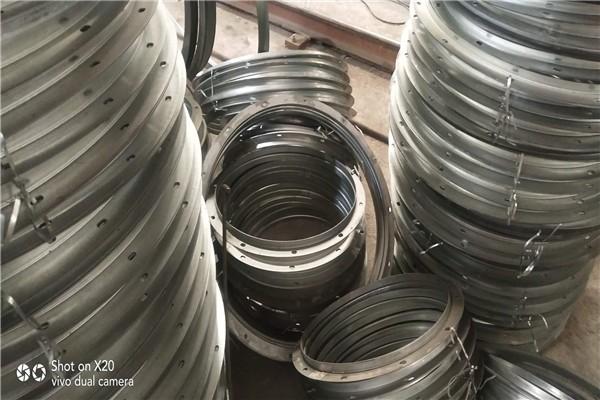 重庆合川区风管法兰价格-九度金属-风管加工厂